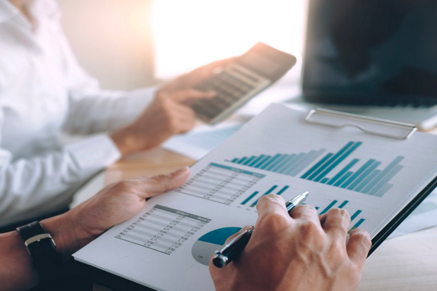 Kinh doanh ngoại hối là gì? Hướng dẫn đầy đủ cho người mới bắt đầu Kinh doanh ngoại hối là gì? Hướng dẫn đầy đủ cho người mới bắt đầu