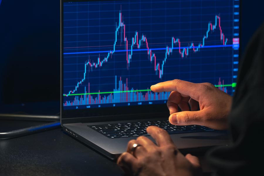 So sánh Darwinex với sàn Forex và nền tảng copy trade khác.