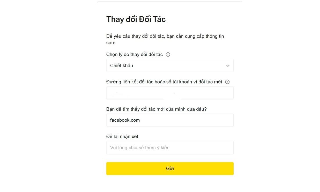 Điền đầy đủ thông tin vào biểu mẫu yêu cầu đổi IB exness mà chatbot gửi